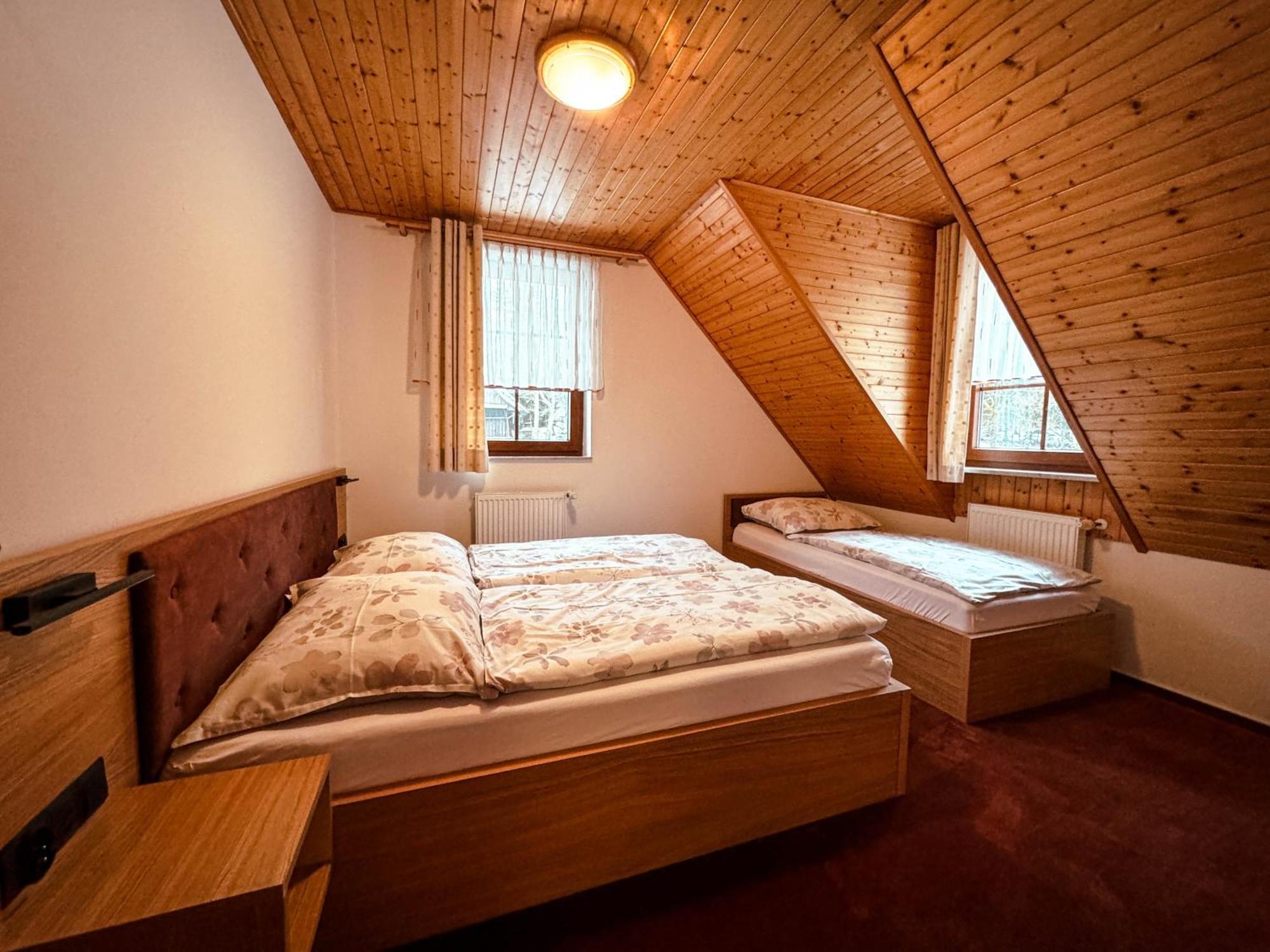 Apartmany Kolb Ramzova Ostruzna Ngoại thất bức ảnh