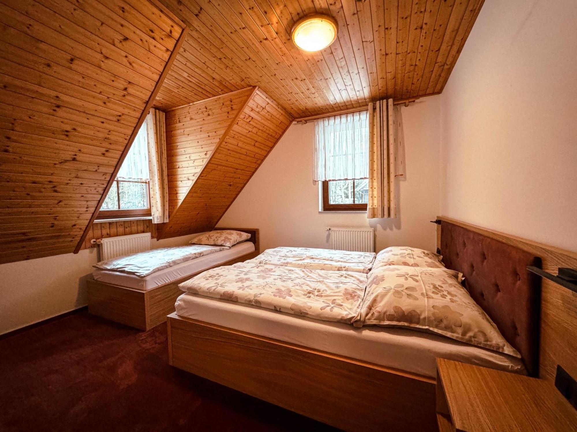 Apartmany Kolb Ramzova Ostruzna Ngoại thất bức ảnh